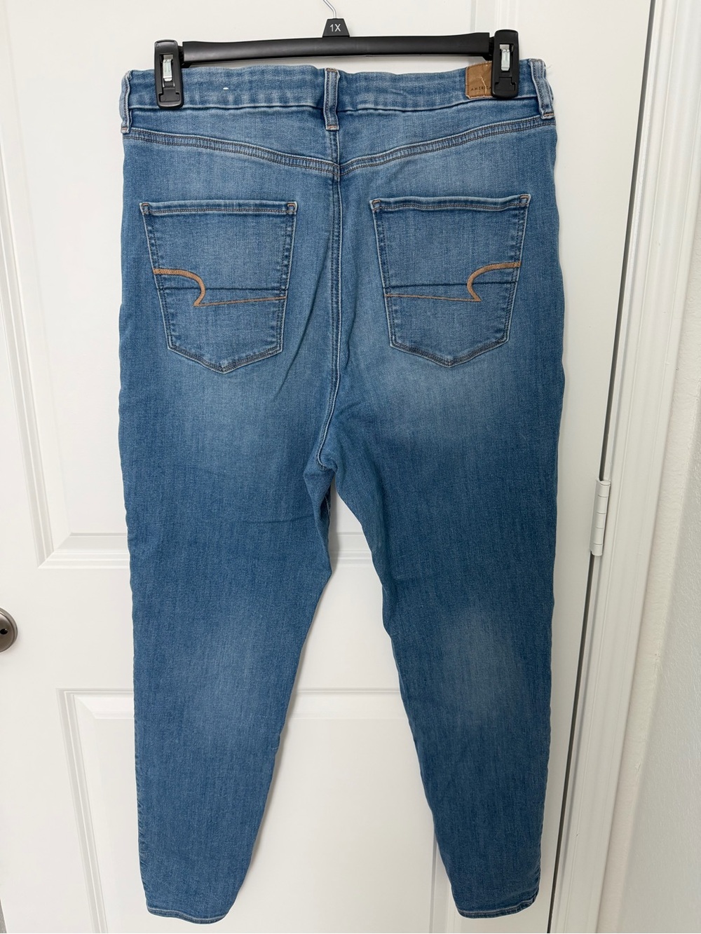 American Eagle Light Blue Curvy Jeggings